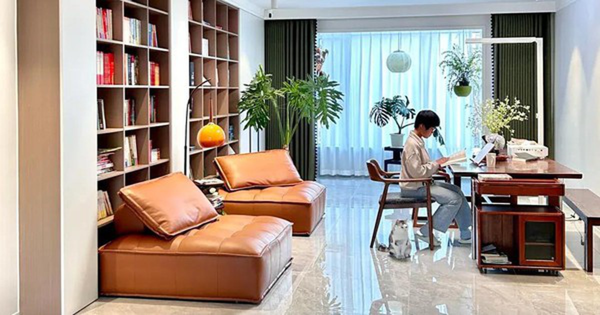 Không còn chuộng phòng khách kiểu cũ, phòng khách của người bạn này khiến nhiều người muốn “đập đi làm lại” vì quá tiện và đáng sống
