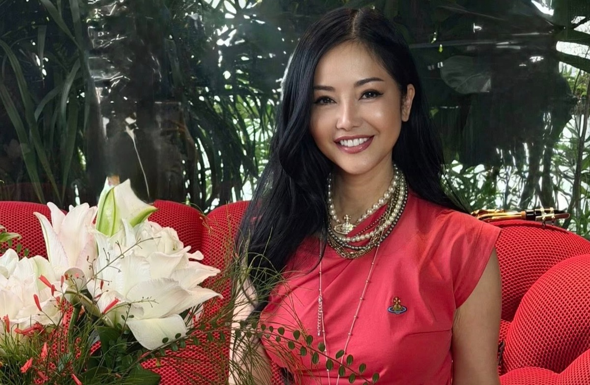 Tình trạng sức khỏe của diva Hồng Nhung sau ca tiểu phẫu