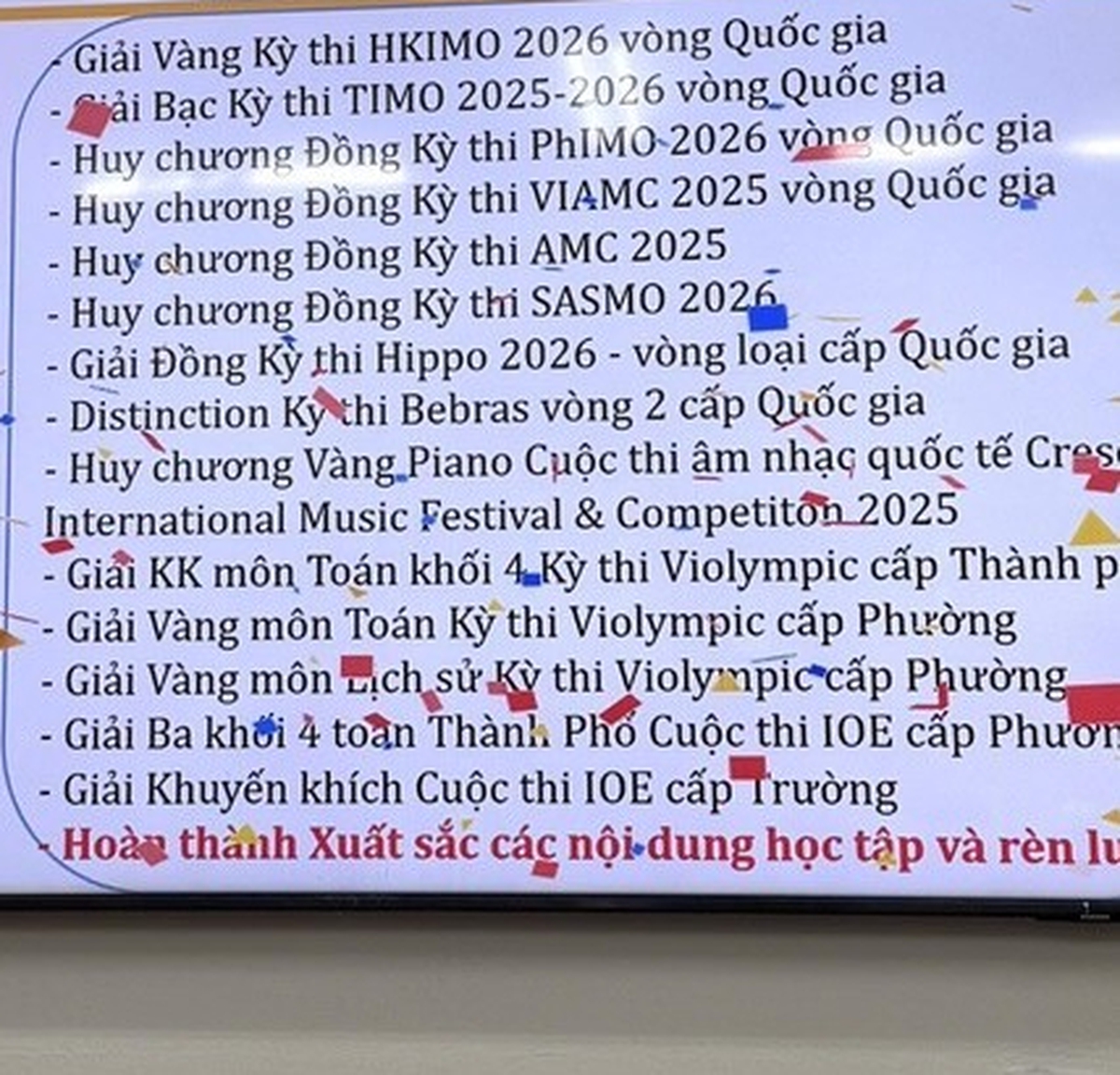 1 “Anh trai vượt ngàn chông gai” khoe thành tích con gây tranh cãi, nhiều người bênh: Đừng phiến diện!