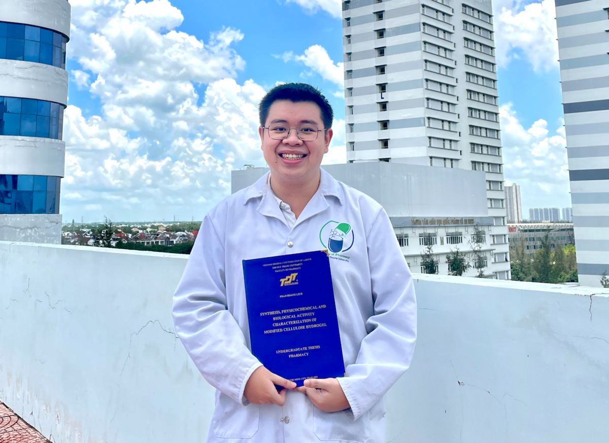 Sở hữu 3 công bố quốc tế, dược sĩ 10X giành học bổng châu Âu 1,3 tỷ đồng