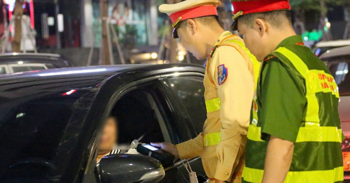 CSGT đồng loạt ra quân, duy trì chốt kiểm soát cả ngày lẫn đêm xử lý 1 lỗi vi phạm giao thông