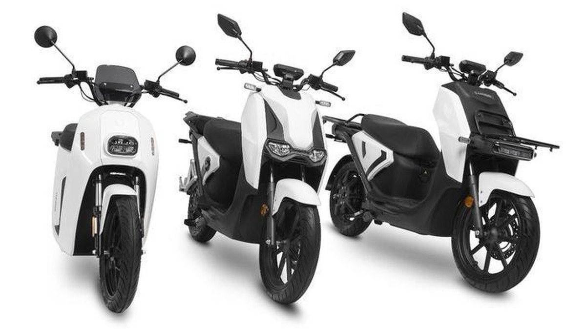 Tỷ phú Phạm Nhật Vượng mang 3 mẫu xe máy đổi pin tới quốc gia Đông Nam Á, giá từ hơn 24 triệu đồng