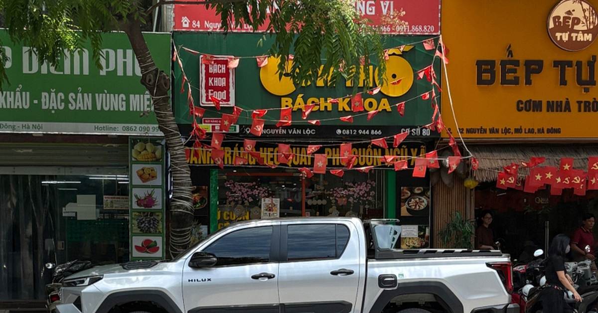 Cơm thố Bách Khoa sau phản ánh khu bếp "nhếch nhác": Khách vẫn ra vào nườm nượp, người khen ngon và tiện, người... hơi lo lắng một chút
