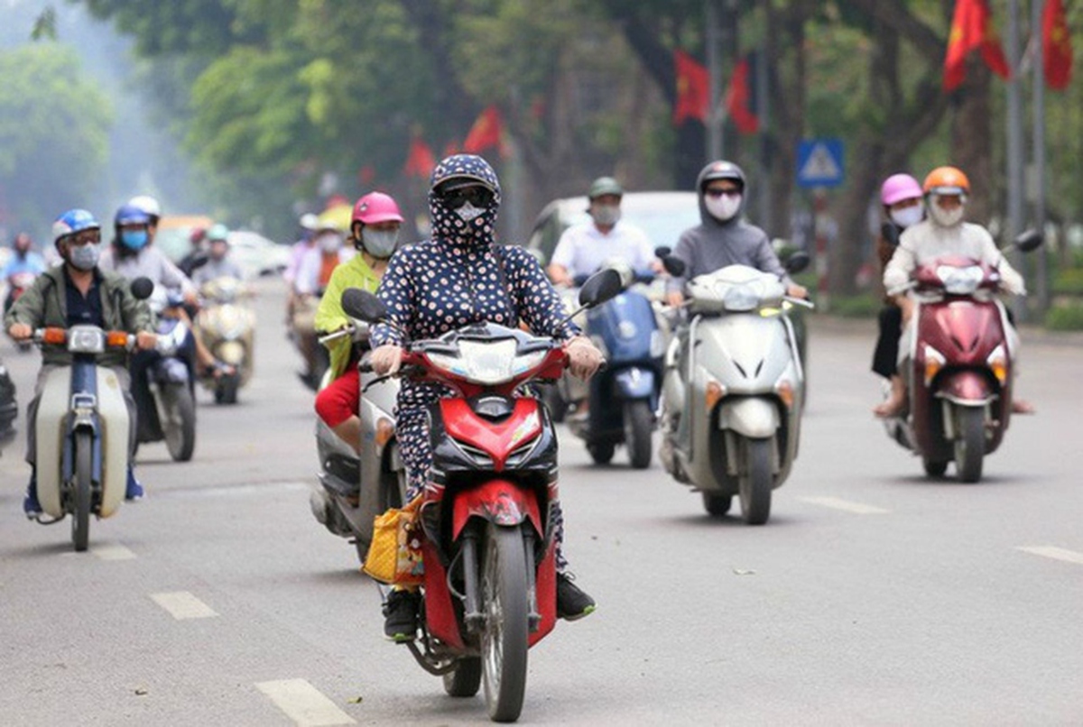 Từ ngày mai, miền Bắc đón đợt nắng nóng mới, nhiệt độ tăng mạnh