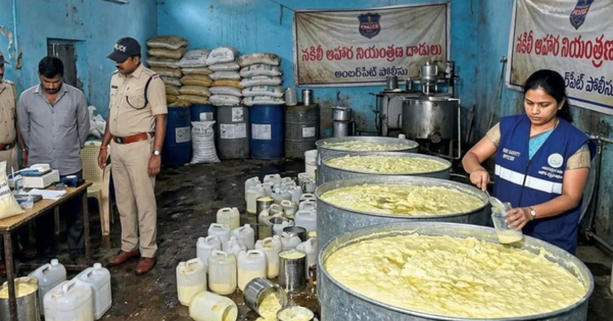 Công an triệt phá đường dây sản xuất sữa chua giả, thu 2.5 tấn tang vật