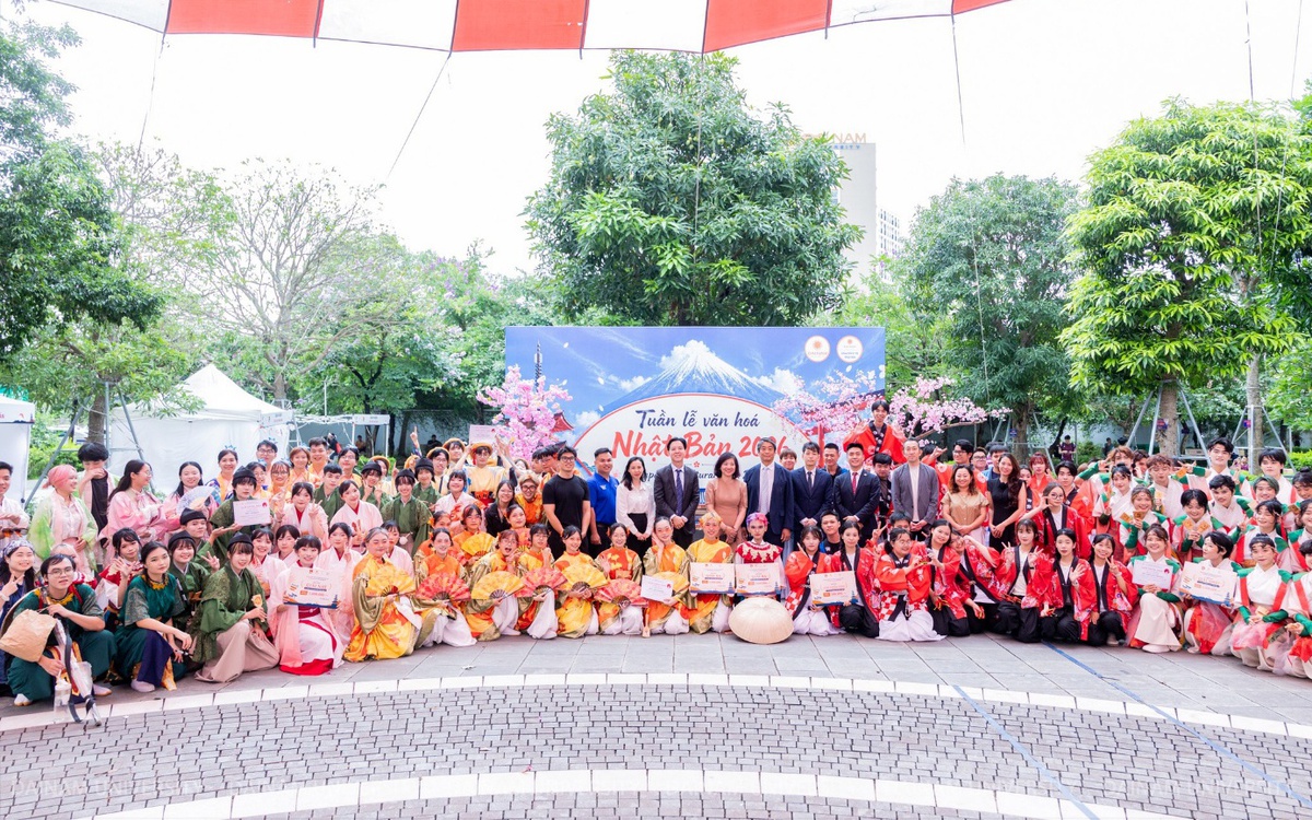 Từ YOSAKOI, cosplay đến trà đạo: Cách trường đại học rèn năng lực toàn cầu cho sinh viên