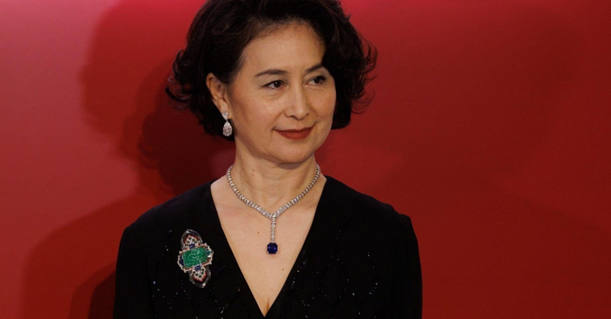 Bóc giá trâm cài phỉ thúy cổ Cartier 1927 của con gái Vua sòng bài Macau: Đỉnh cao trang sức cổ