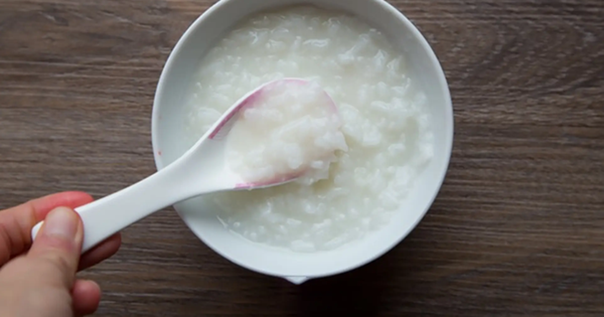 Ăn cháo suốt 1 tháng để "dưỡng dạ dày", người phụ nữ 55 tuổi "kinh ngạc" khi đi khám