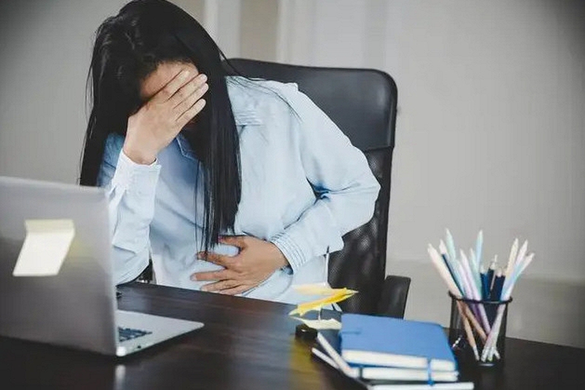 Người phụ nữ 52 tuổi bỏ cơm buổi tối 6 tháng liên tục để giảm cân: Bác sĩ thốt lên "sai lầm"