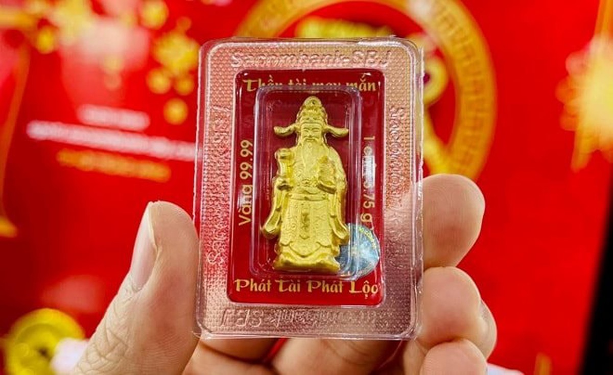 Giá vàng giảm thủng đáy, chuyên gia dự báo bất ngờ