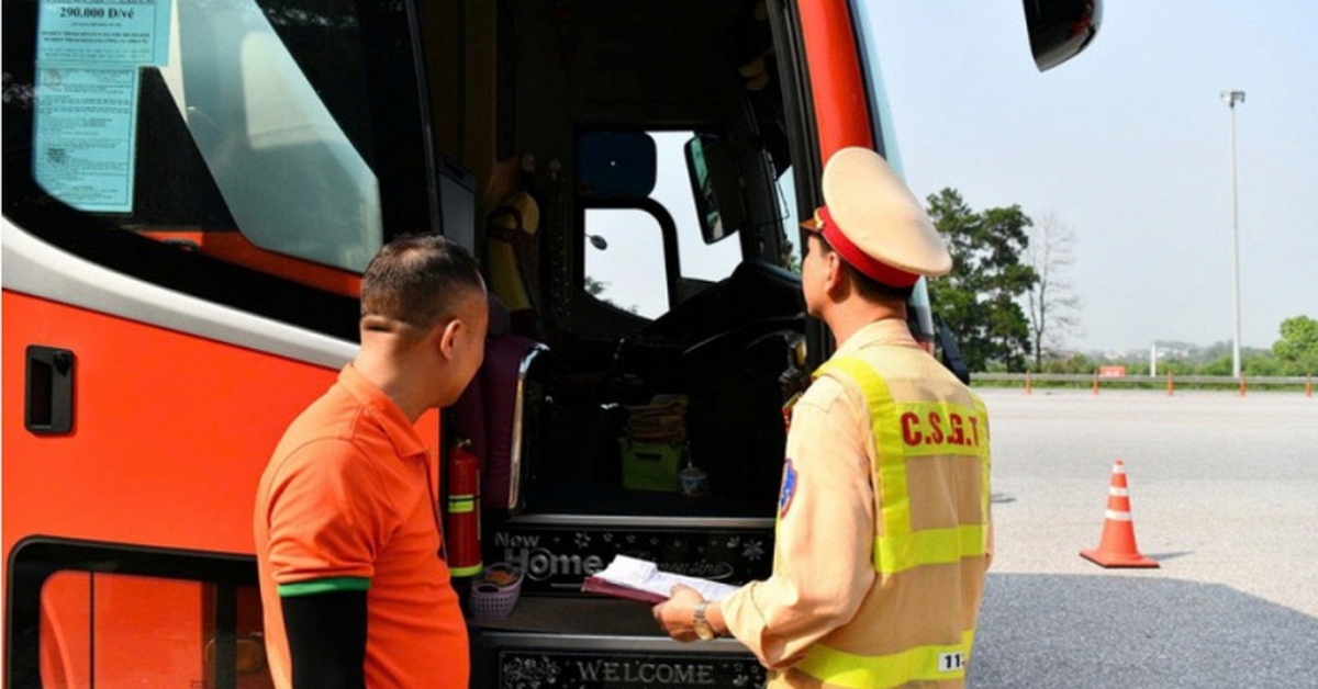 CSGT sử dụng thiết bị nghiệp vụ, phát hiện một lỗi rất nhiều tài xế vi phạm trên cao tốc