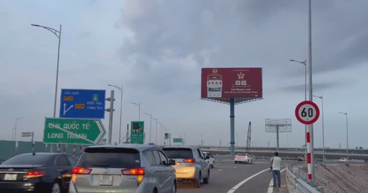 Bắt đầu thông xe tuyến cao tốc TPHCM – Long Thành vào cao tốc Biên Hòa