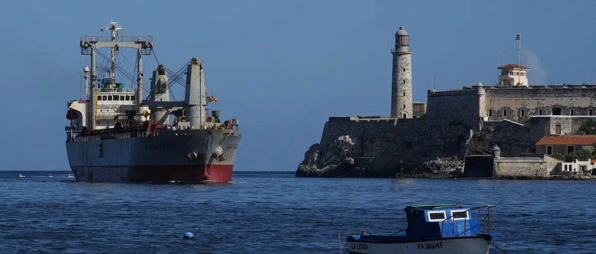 Cuba "nhận quà" từ Trung Quốc