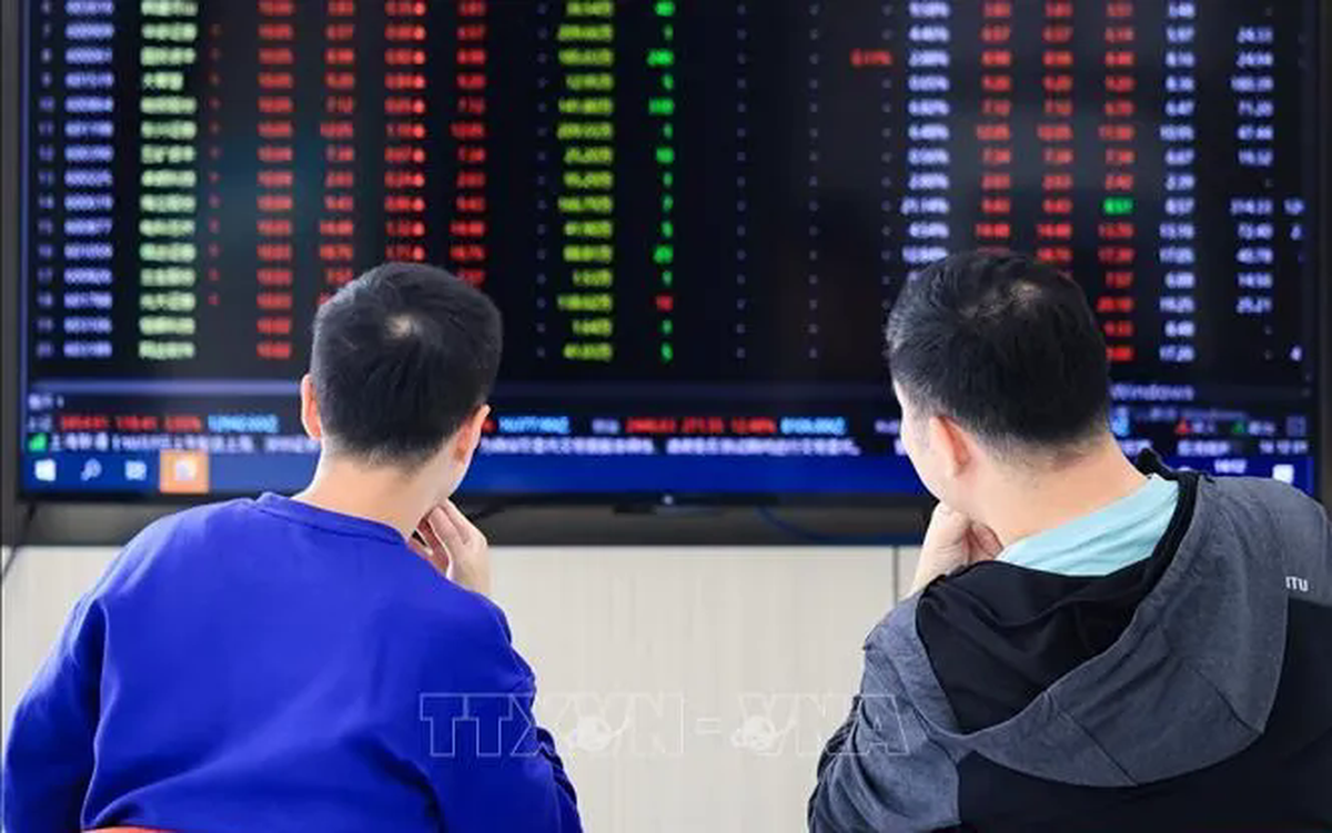 Trung Quốc siết chặt giao dịch chứng khoán xuyên biên giới