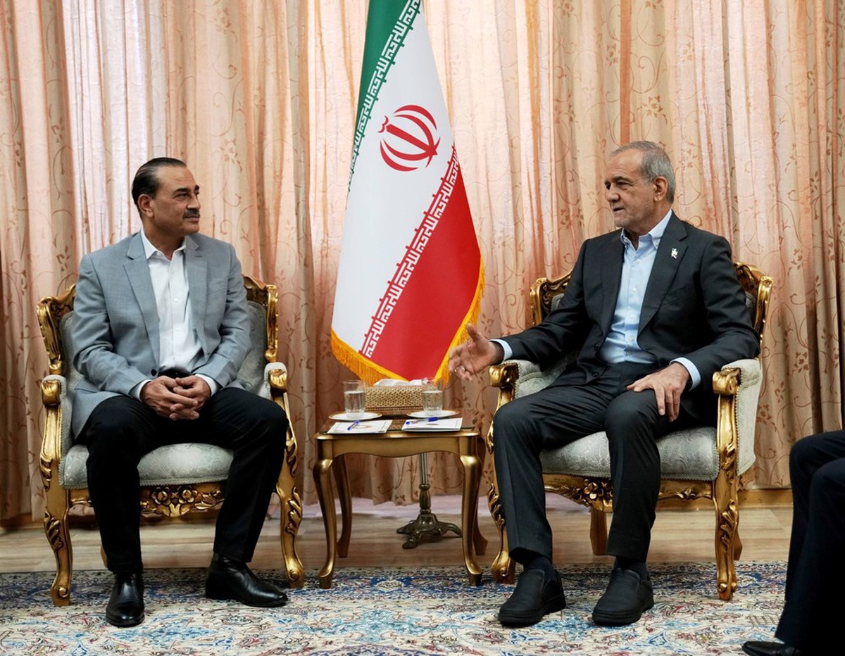 “Quả bóng” sang sân Mỹ: Iran chấp nhận bản ghi nhớ 14 điểm, ông Trump sẽ xuống nước hay tung đòn mới?