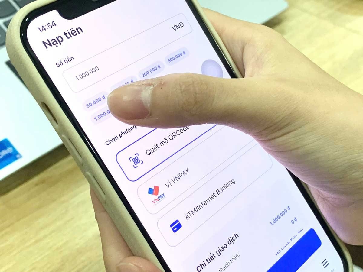 Từ 29/5, "ông lớn" Big 4 ngân hàng thu thêm loại phí mới với tất cả khách hàng sử dụng đồng thời tài khoản thanh toán, thẻ tín dụng và thẻ ghi nợ