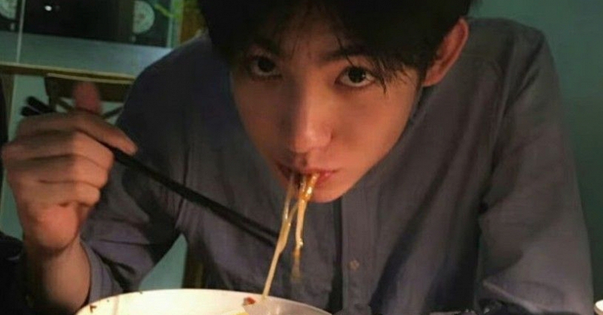 Mệt mỏi cả ngày nhưng không ngủ được vào ban đêm? Chuyên gia vạch trần 4 kiểu bữa tối "đuổi giấc ngủ ra khỏi nhà"