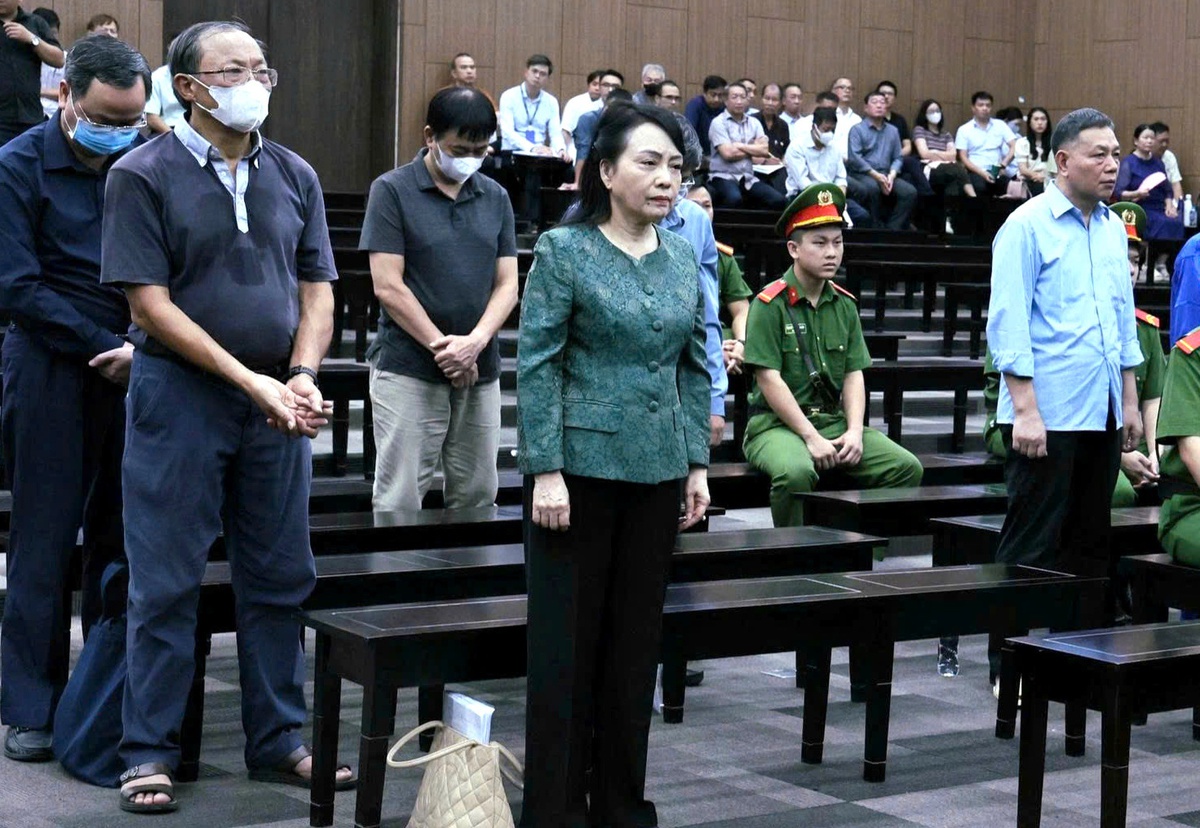 Cựu Bộ trưởng Nguyễn Thị Kim Tiến bị tuyên án 6 năm tù, bồi thường 108 tỷ đồng