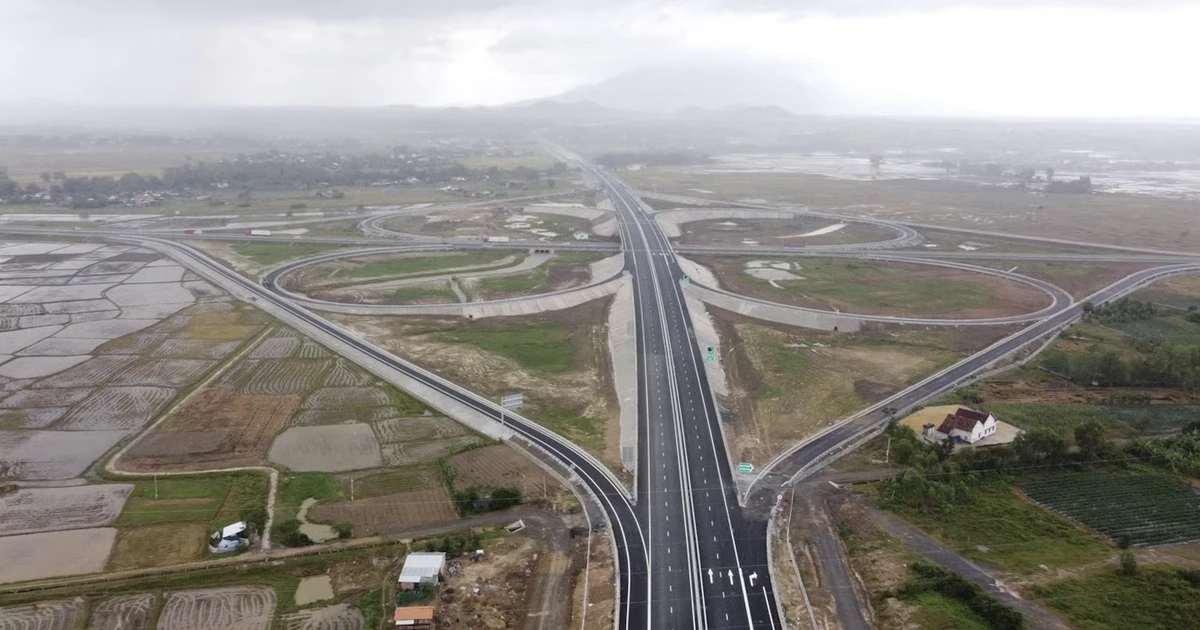 Thông xe 20 km đầu tiên cao tốc Khánh Hòa - Buôn Ma Thuột