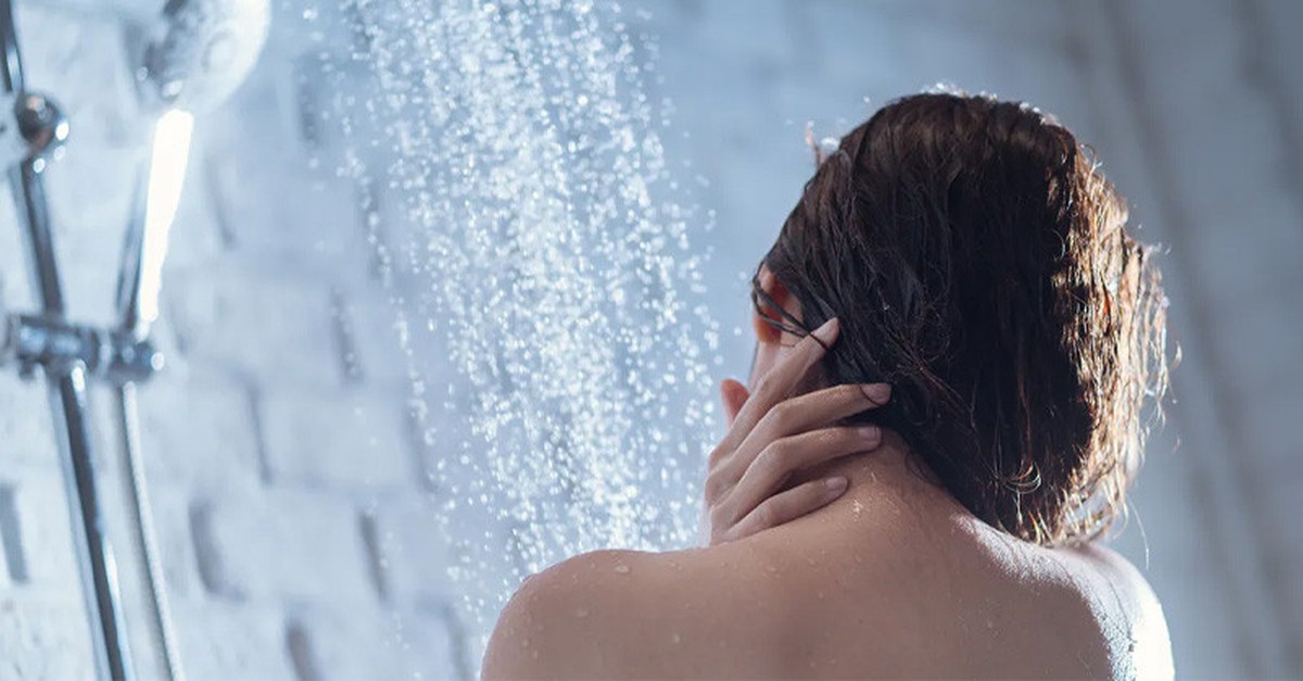 Lời khuyên cho những người tắm nhiều lần trong ngày trời nóng