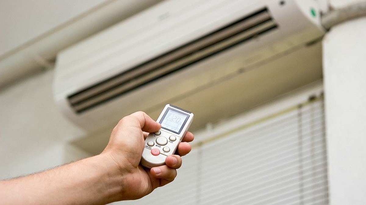 Hiện tượng điều hòa đang bật thì tự tắt