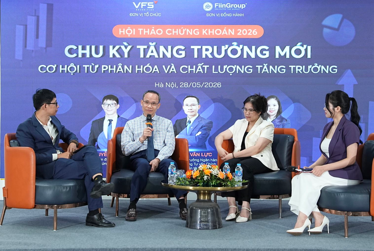 TS Cấn Văn Lực: Hết thời "đầu cơ, lướt sóng, thổi giá" bất động sản và chứng khoán
