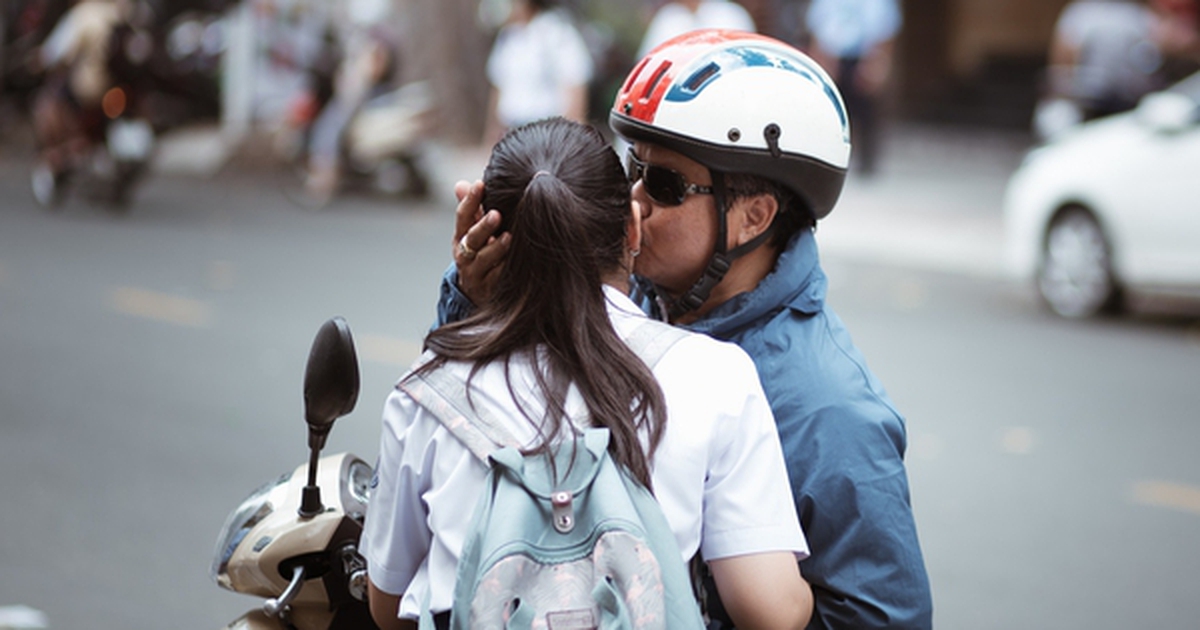 Cha mẹ EQ cao KHÔNG làm 4 điều này trước ngày con thi lớp 10