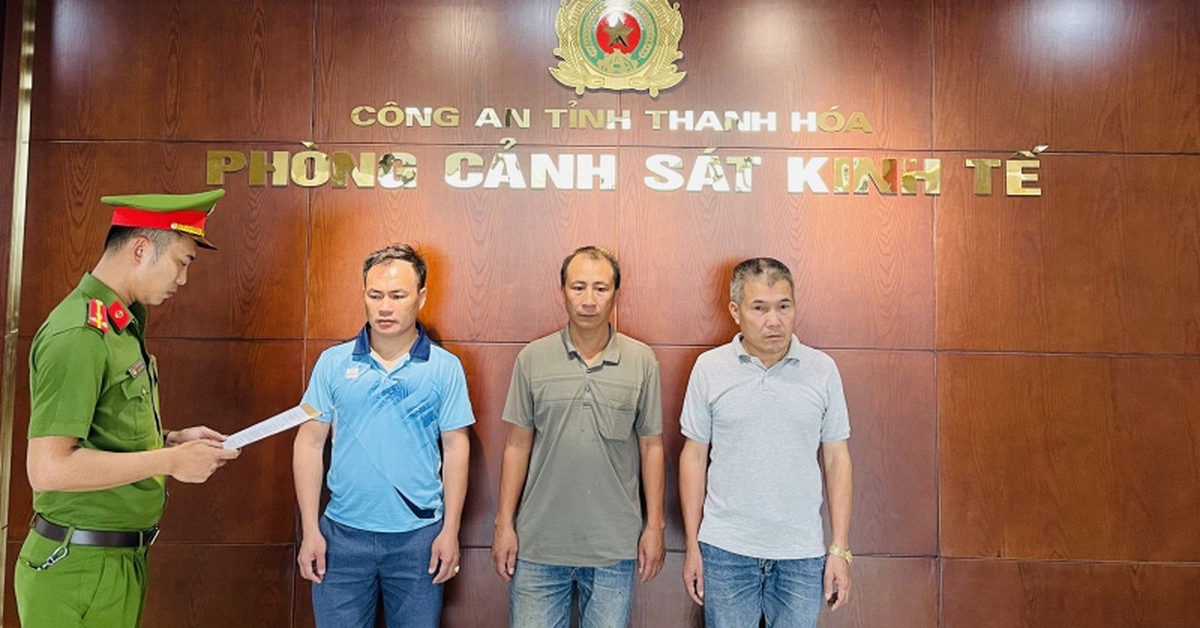 Phạm Quốc Toản 61 tuổi ra đầu thú
