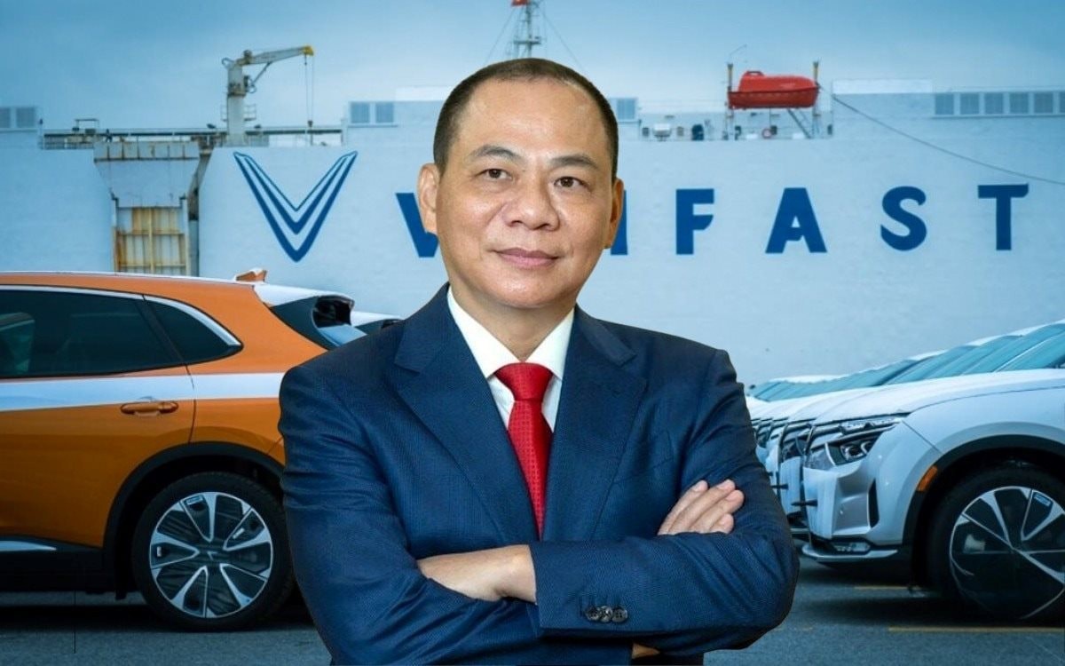 'Cơn sóng thần' từ VinFast khiến trùm cầm đồ 468.975 xe máy phải thay đổi, vua xe sang xoay trục, đại gia xăng dầu gấp rút mở trạm sạc