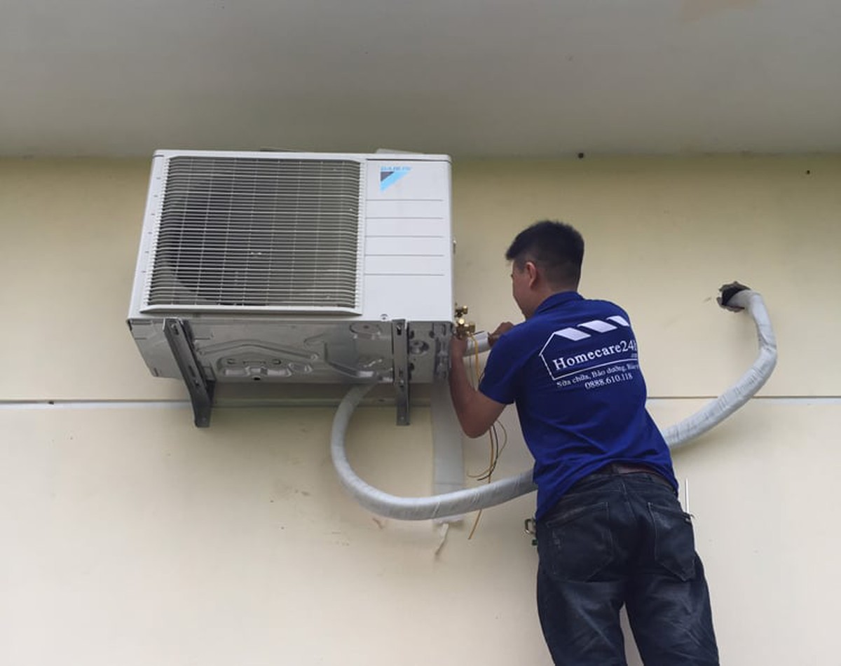 Kiểu lắp cục nóng điều hòa theo trào lưu khiến chuyên gia cảnh báo: Hại nhiều hơn lợi