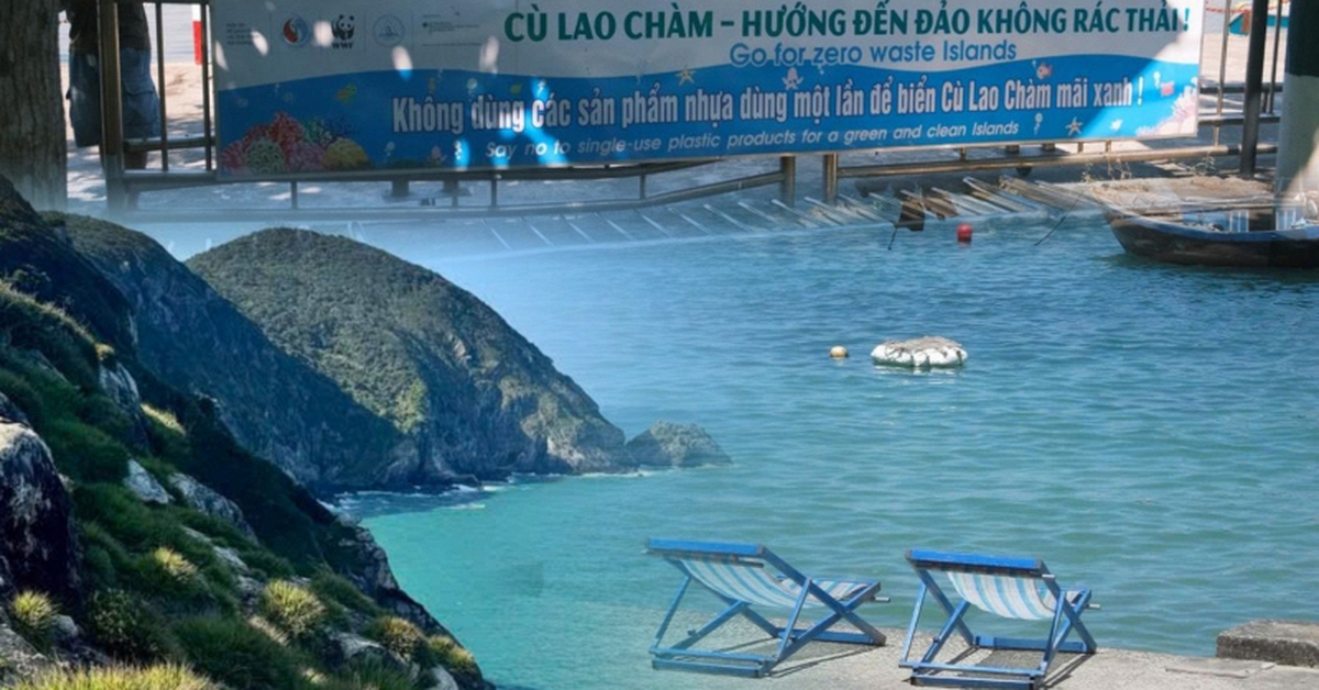 Chuyện lạ ở hòn đảo cách Hội An 20 phút: Cầm túi nilon liền bị người dân nhắc nhở, kiên trì suốt 17 năm để giữ nước trong vắt!
