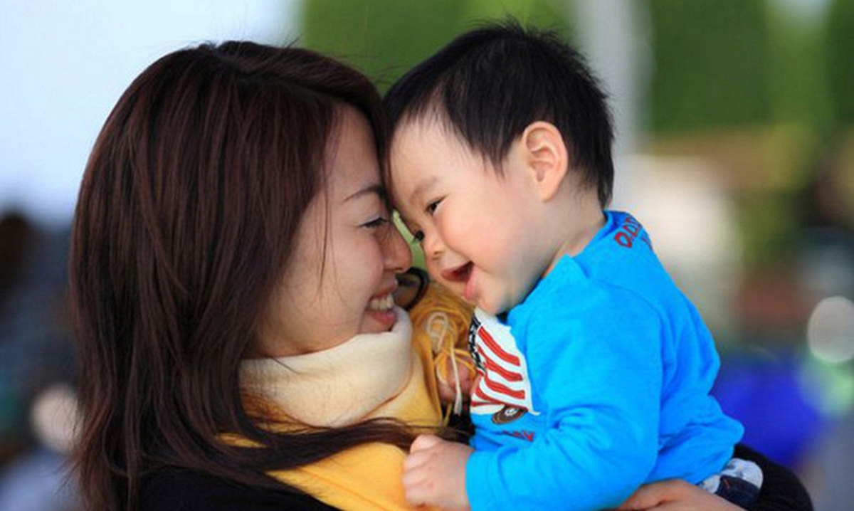 Chỉ cần nhìn vào 4 biểu hiện này là biết con có yêu thương bố mẹ hay không!