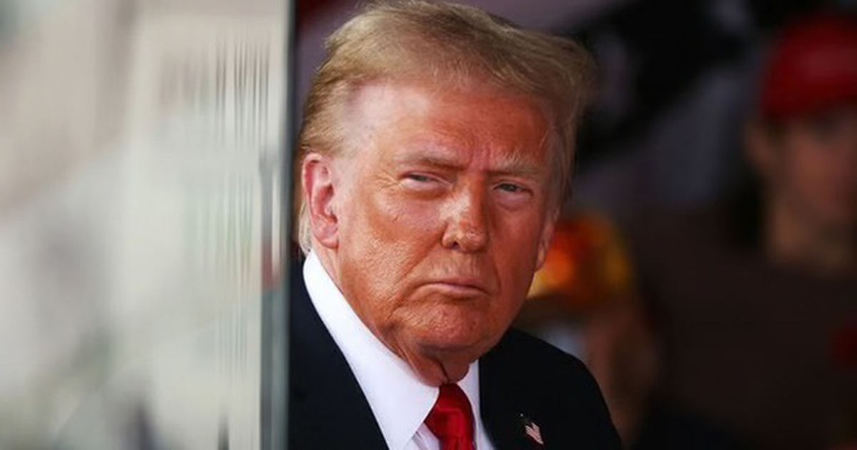 Ông Donald Trump công bố chiến dịch "hướng dẫn" tàu thuyền qua eo biển Hormuz