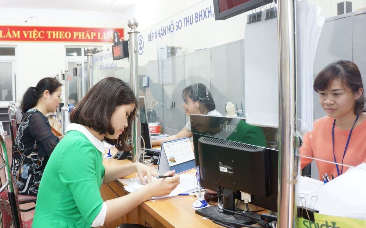 Không được đóng song song BHXH bắt buộc và tự nguyện