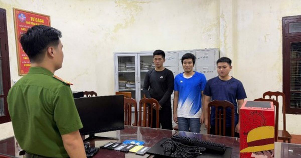 Nhóm tội phạm lừa đảo chiếm đoạt tài sản qua trò chơi điện tử Liên Minh Huyền Thoại