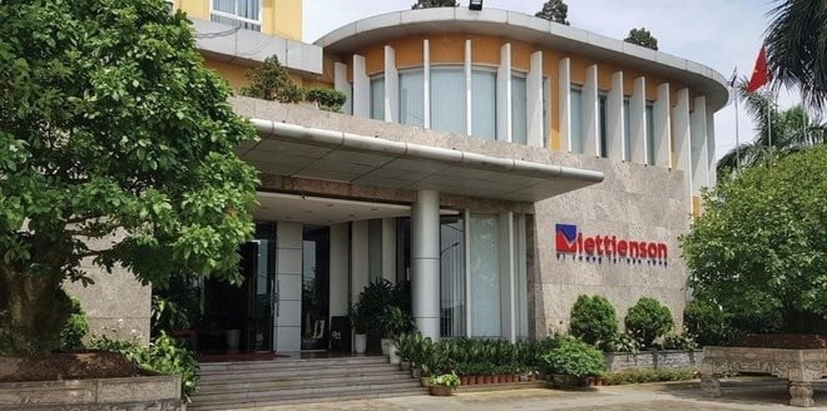 10 ngày nữa phải hủy niêm yết, một công ty bất ngờ đặt mục tiêu doanh thu nghìn tỷ giữa lúc sếp lớn ồ ạt xả hàng