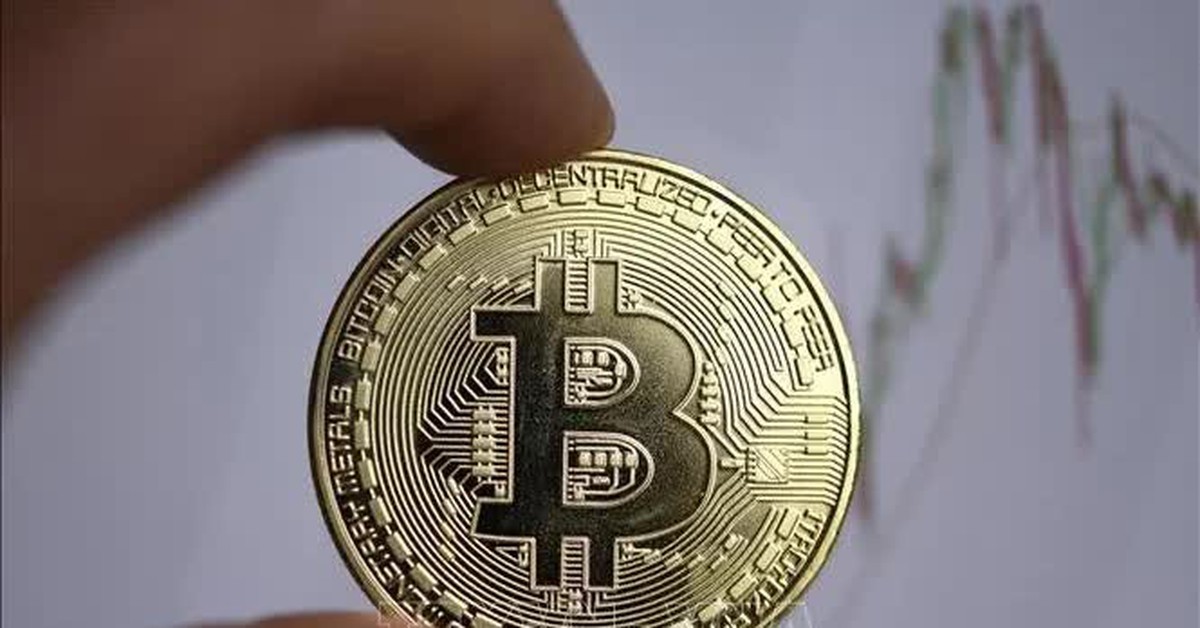 Bitcoin chạm mức cao nhất trong ba tháng