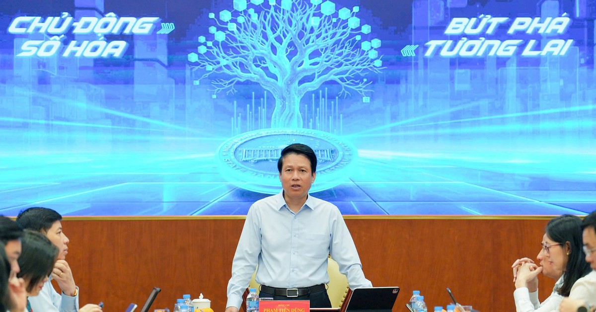 Phó Thống đốc NHNN Phạm Tiến Dũng: Tỷ lệ người dân từ 15 tuổi trở lên có tài khoản tại ngân hàng đã đạt hơn 88,9%; giá trị TTKDTM hiện gấp 28,17 lần GDP