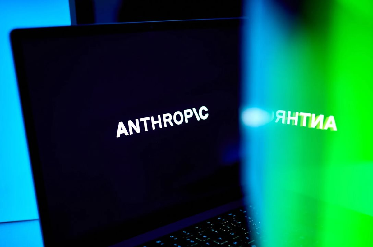 Sau an ninh mạng, Anthropic "tổng tấn công" ngành tài chính ngân hàng, tung 10 AI Agent chuyên biệt, quyết đấu OpenAI trước thềm IPO lịch sử