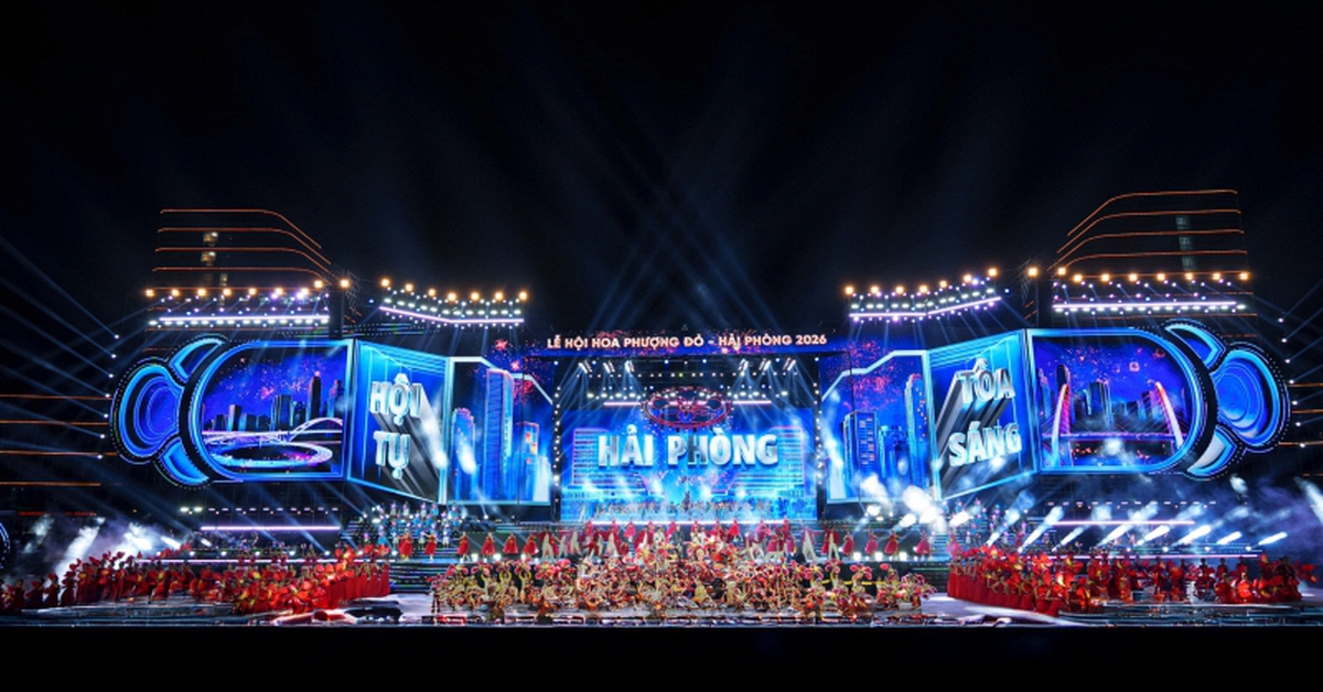 Chỉ mới tổng duyệt, sân khấu công nghệ cao của khai mạc Lễ hội Hoa Phượng Đỏ - Hải Phòng 2026 đã mãn nhãn cỡ này