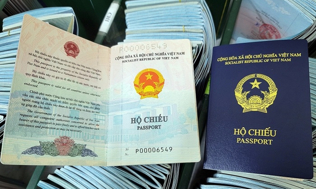 Từ 1/7, người dân cần lưu ý 7 trường hợp hộ chiếu còn hạn vẫn bị hủy giá trị sử dụng