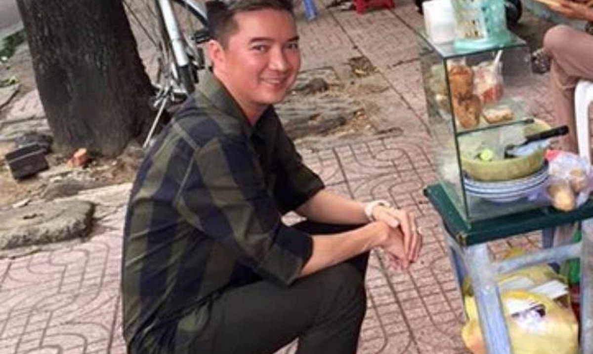 Nam ca sĩ nổi đình đám một thời sau 3 tháng đi bán cà phê ở tuổi 55: "Uống bao nhiêu là nước ấy"