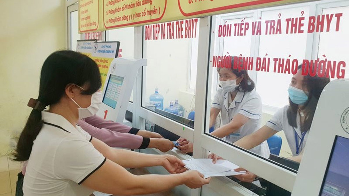 Thẻ Bảo hiểm y tế ghi hưởng 100%, vì sao đi khám vẫn phải đóng thêm tiền?