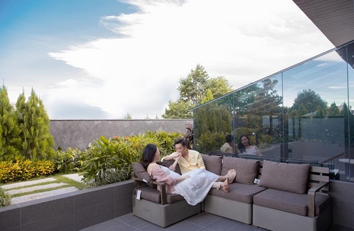 Mỹ nhân showbiz bỏ hết hào quang, làm dâu gia tộc nghìn tỷ: Sống trong biệt thự hoành tráng, gara rộng đến mức chứa 6 siêu xe