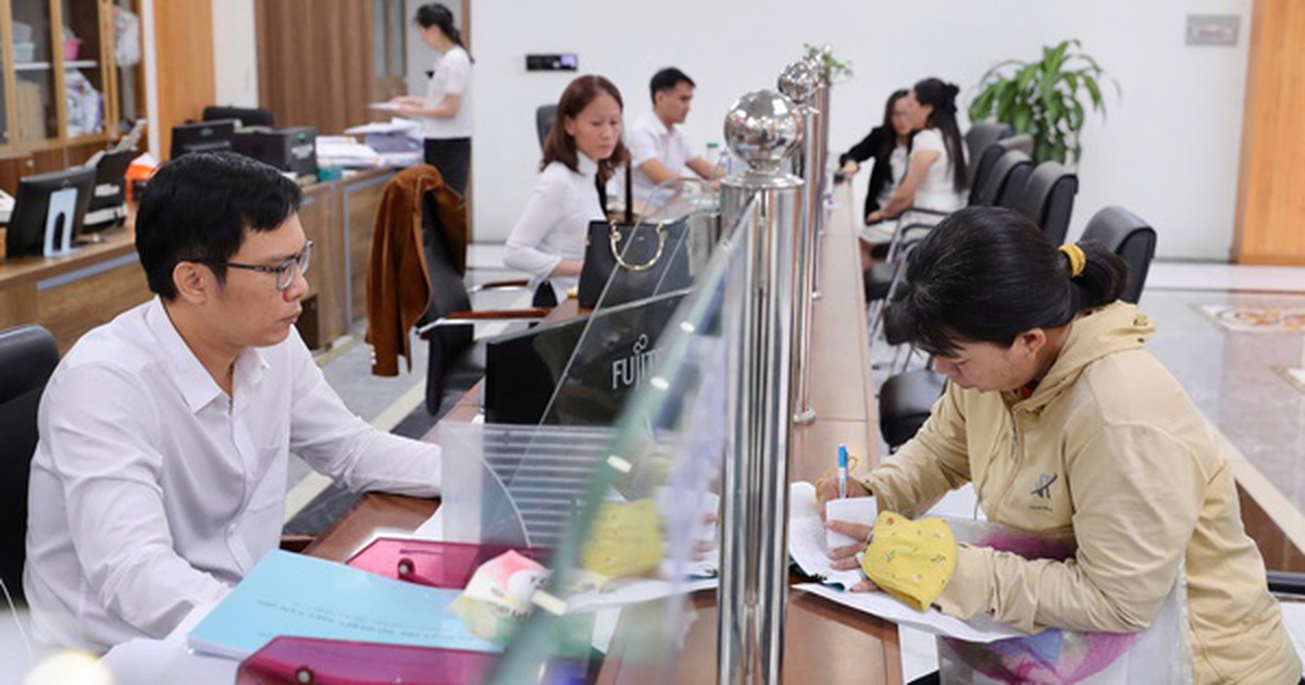 Tiền đóng BHYT, BHXH từ ngày 1-7: Người dân cần chuẩn bị bao nhiêu?