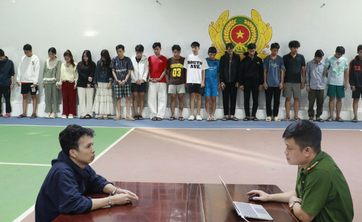 20 tổ công tác phá chuyên án đặc biệt lớn, khám xét tại 8 tỉnh thành, bắt "đầu sỏ" Nguyễn Văn Tuấn SN 1988