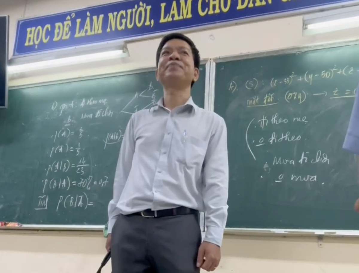 Câu nói của thầy giáo trong buổi học cuối khiến học sinh nghẹn ngào trước kỳ thi