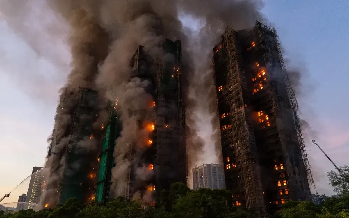 Hong Kong (Trung Quốc) truy tố 7 người trong vụ cháy chung cư khiến 168 người thiệt mạng