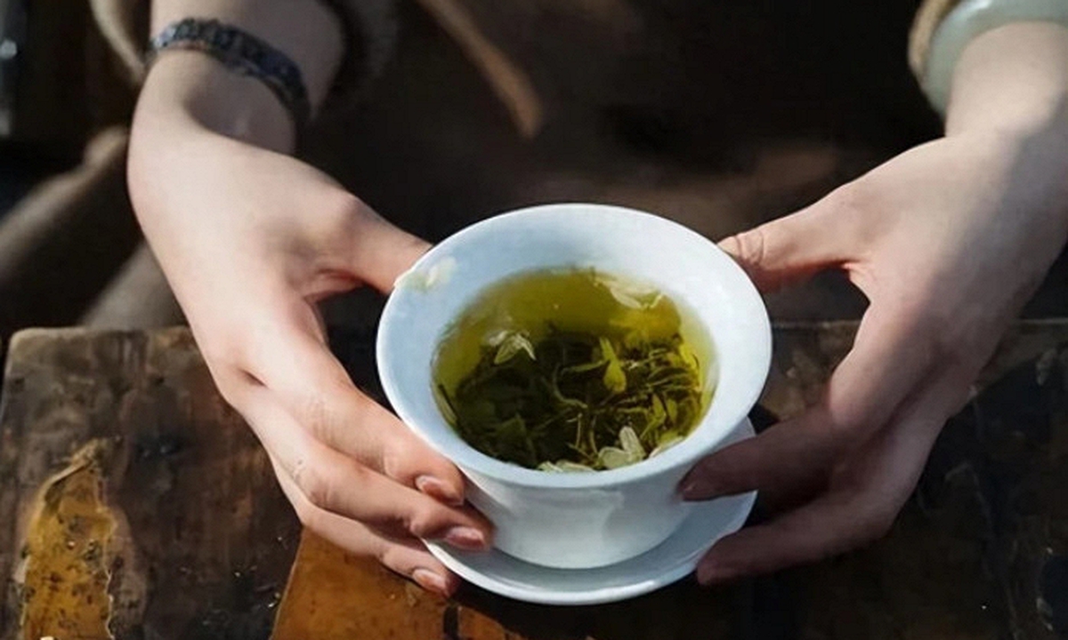 Mỗi ngày uống 1 cốc nước này là “thần dược chống nắng tự nhiên”, còn bổ cả gan và não: Nhiều người Việt dùng thường xuyên