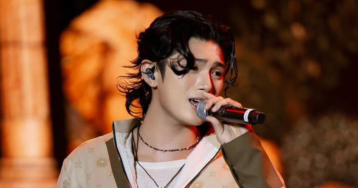 Nam ca sĩ Việt bán vé concert 4 lần đều sold-out chỉ trong 1 phút, nhạc hay là có tất cả!